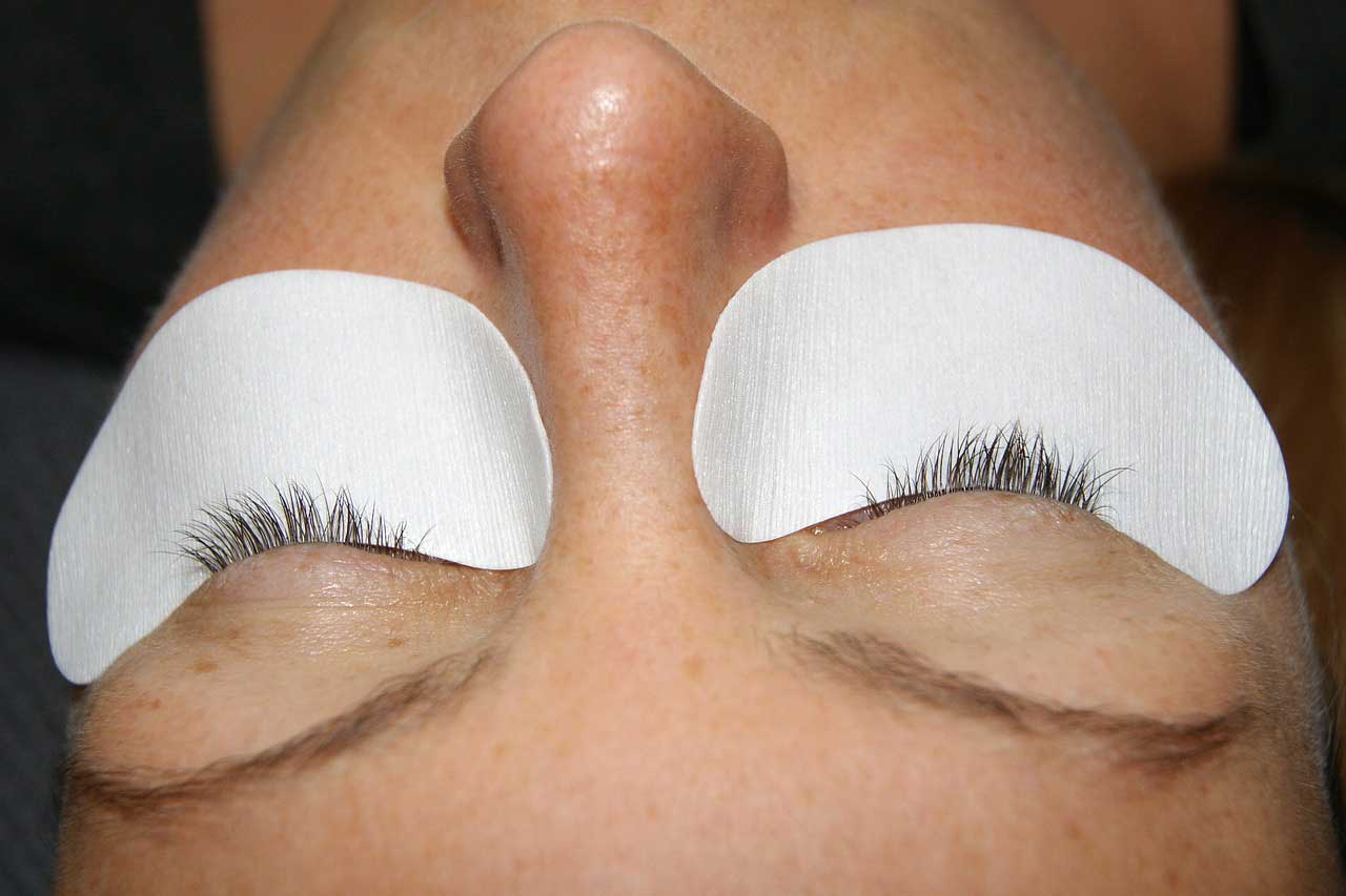 Augenbrauenrasierer Anwendung 5 Tipps Zum Augenbrauen Rasieren